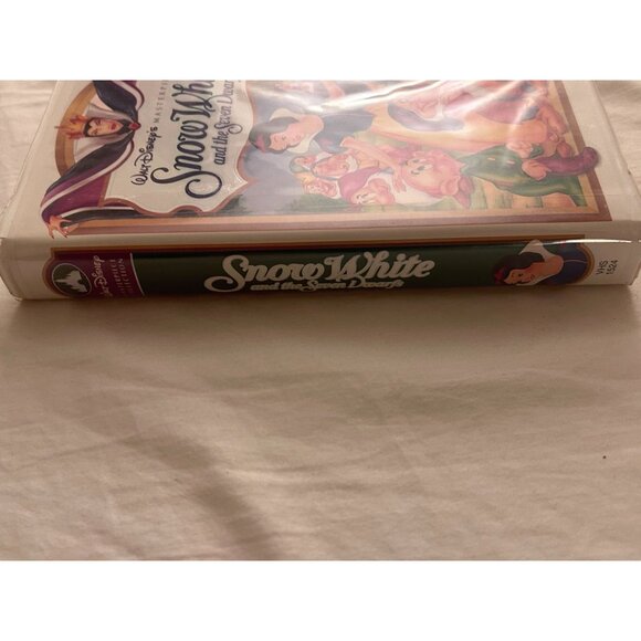 Walt Disney Snow White and the Seven Dwarfs VHS Video Cassette Tape - Picture 4 of 4